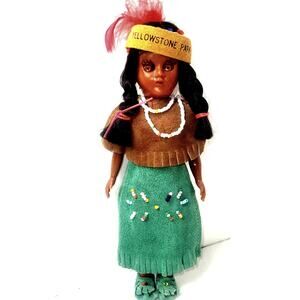 8" VNTG Yellowstone Native American Doll with Baby, Bead Leather Clothes & Shoes